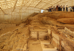 Bu merkezde ziyaretçiler 9 bin yıl öncesine götürülüyor