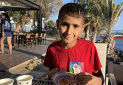 Lösemiyi yenip depreme yakalanan Ramazan, Bodrum'da moral buldu