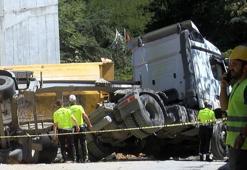 Sarıyer'de inşaat alanında devrilen kamyonun altında kalan işçi öldü