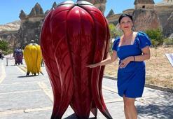 Açtığı sergilerle 'ters laleyi' dünyaya tanıtmaya çalışıyor