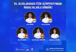 Türk öğrenciler, uluslararası olimpiyatlardan madalya ile döndü