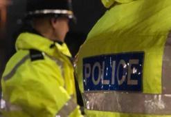 İngiltere’de ırkçılık karşıtı gruplar da sokağa indi