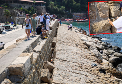 Tarihi limandaki mendirekte çatlaklar genişledi, taşlar devrildi