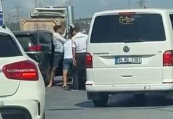Başakşehir'de yol tartışması kamerada
