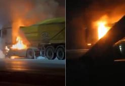 Çekmeköy'de mıcır yüklü hafriyat kamyonu yandı