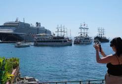 Kruvaziyerle 2199 turist Alanya'ya geldi
