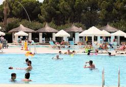 'Tüketim çılgınlığı her şey dahil; revize edilmeli'