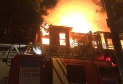 Büyükada'da 2 katlı binada yangın