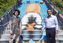 Beyoğlu Belediyesi, Cihangir'de merdivenlere 'Hanzala' karakterini resmetti