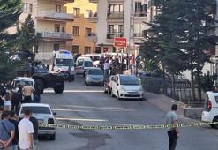 Uzaklaştırma kararı olan koca, polisler gelince intihar teşebbüsünde bulundu