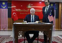 Bakan Güler, Malezyalı mevkidaşı Nordin ile bir araya geldi