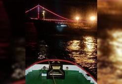 İstanbul Boğazı çift yönlü gemi trafiğine kapatıldı