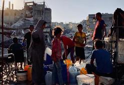UNRWA: Tahliye emirleri nedeniyle Gazze’de yardım operasyonlarını askıya aldık