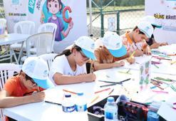 Sultangazi'de çocuklar 'Bilim Firarda' etkinliğinde bir araya geldi