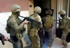 İzmir merkezli 6 ilde FETÖ/PDY operasyonu; 8 gözaltı