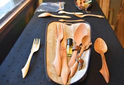 'Altın oranlı' zeytin ağacından yapılan kaşıklar, yurt dışından da ilgi görüyor