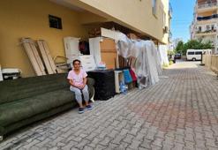 15 gündür sokakta kalan kadın: Ev için 'memur kefil' istiyorlar