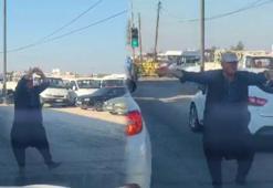 Gaziantep’te yaşlı adamın trafik ışıklarında oynaması kamerada