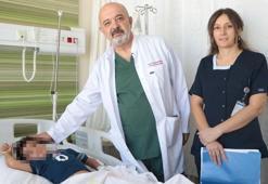 Sünnet sırasında penis derisi kesilen çocuğa, kasığından alınan deri dikildi