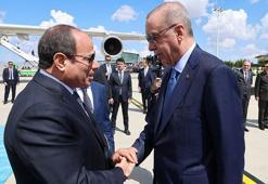 Cumhurbaşkanı Erdoğan, Mısırlı mevkidaşı Sisi'yi resmi törenle karşıladı