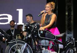 Şevval Sam'dan motor tutkunlarına özel sürpriz