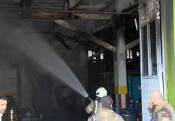 Tuzla'da boya fabrikasında yangın