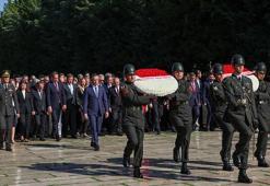 Özgür Özel: O kılıçtan vatan, millet düşmanları ürkecek