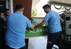 Denizde su sporu yaparken düştü, teknenin çarpmasıyla öldü