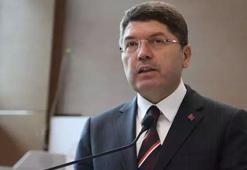 Bakan Tunç: Tüm darbeleri ve darbe girişimlerini lanetliyorum