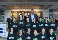 TBF Başkanı Hidayet Türkoğlu, Nesibe Aydın Kulübü'nü ziyaret etti