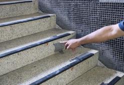 Boşanma aşamasındaki eşini metroda tabancayla öldürdü