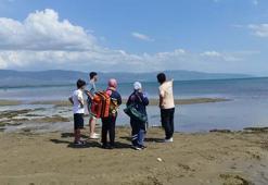 İznik Gölü’nde yüzerken açığa sürüklenen 2 kardeş kurtarıldı
