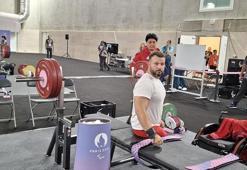 Fizyoterapistinin önerisiyle başladığı para halterde, omzundaki 2 yırtıkla olimpiyat 7’ncisi oldu