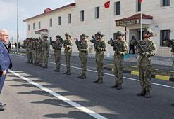 Bakan Güler, Bayburt'ta 17’nci Komando Tugay Komutan Yardımcılığın'da incelemelerde bulundu