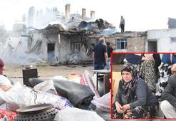 Yaşlı çift, evlerinin yanışını gözyaşlarıyla izledi