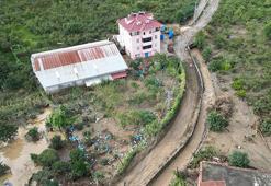 Trabzon'da doğu ilçelerini vuran selin izleri siliniyor