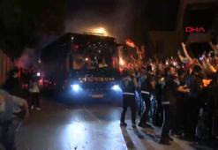 Galatasaray'a Florya'da coşkulu karşılama