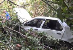 Silivri'de uçuruma yuvarlanan otomobilin sürücüsü yaralandı