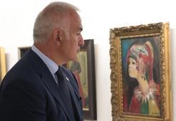 Bakan Ersoy, 'Tutkulu İki Yürek: Bedri Rahmi' sergisini ziyaret etti