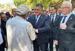 Yerli ve Milli Parti Genel Başkanı Mutlu, seçim için imza topluyor