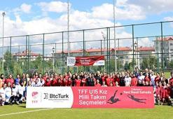 Ailesinden izin alan kızlar, milli futbol takımı seçmelerine koştu