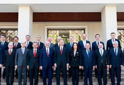 Bakan Yerlikaya, yeni atanan valilerle bir araya geldi