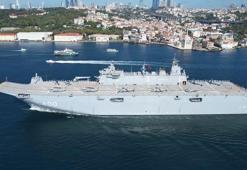 TCG Anadolu ve 15 savaş gemisi boğaz geçişi gerçekleştirdi