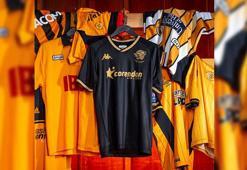 Hull City’nin 120. yılına özel forma