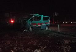 Malatya’da askeri araç ile otomobil çarpıştı: 5’i asker 8 yaralı