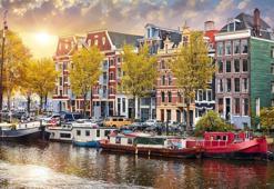 ‘Hollanda’ya yüksek nitelikli göçmen sıfatıyla 21 bin 500 kişi taşındı’