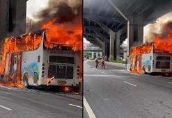 Tayland’da anaokul öğrencilerini taşıyan otobüs yandı: 16 çocuk ve 3 öğretmen hayatını kaybetti