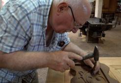 Trabzon 'da camileri süsleyen ahşap ustası yılın ahisi seçildi