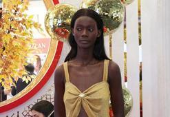 Mücevher Fuarı'ndaki en pahalı ürün olan altın elbise 11,5 milyona satıldı