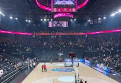 FIBA Kadınlar Süper Kupa maçı çıkan olaylar nedeniyle ertelendi